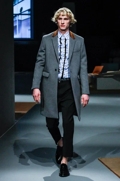Look 44